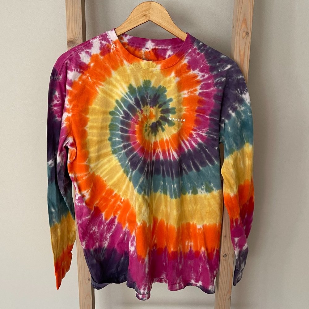 Ivory Ella Long Sleeve Tie-Dye Tee